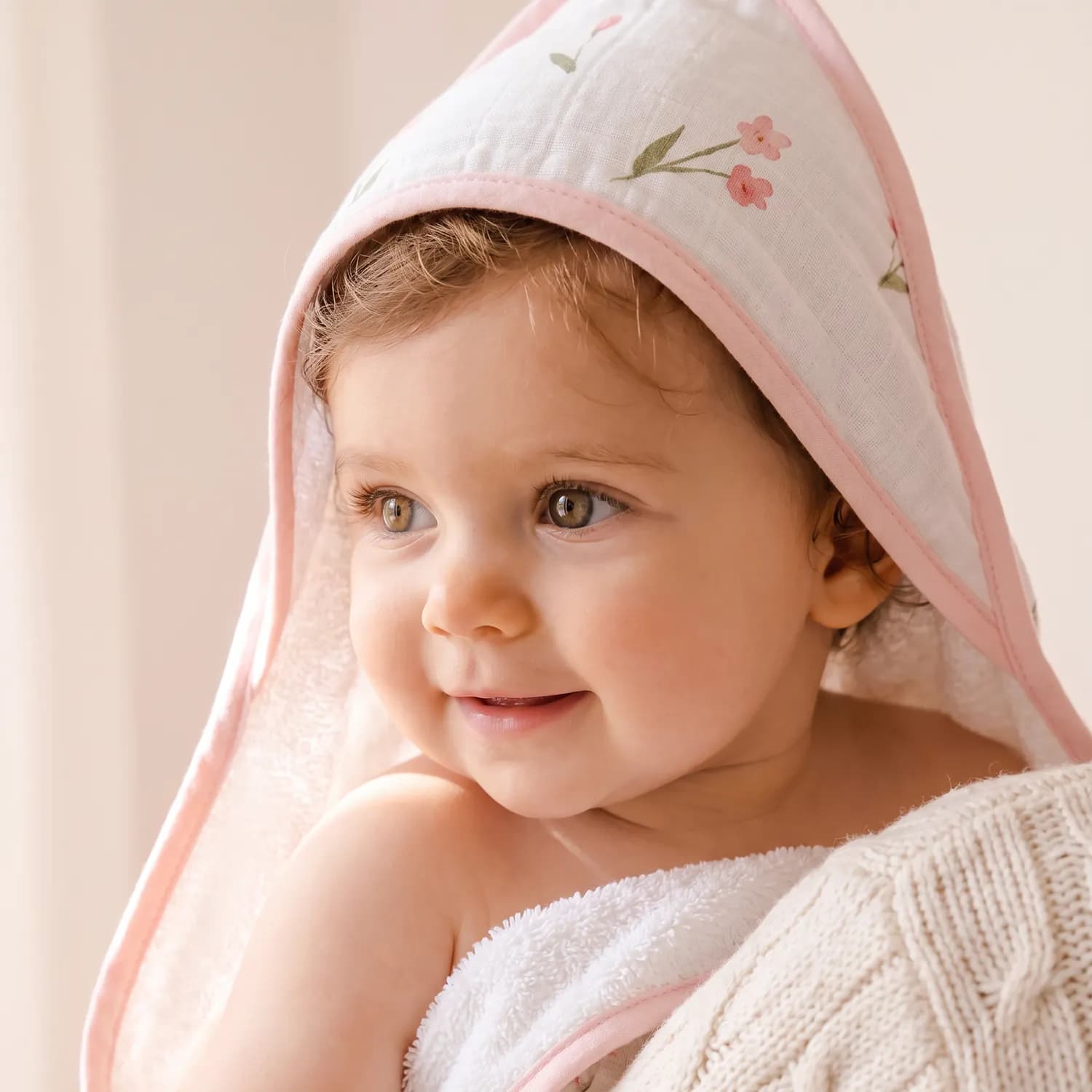 Dual-Sided Organic Cotton Hooded Baby Towel — Spring Bloom 4