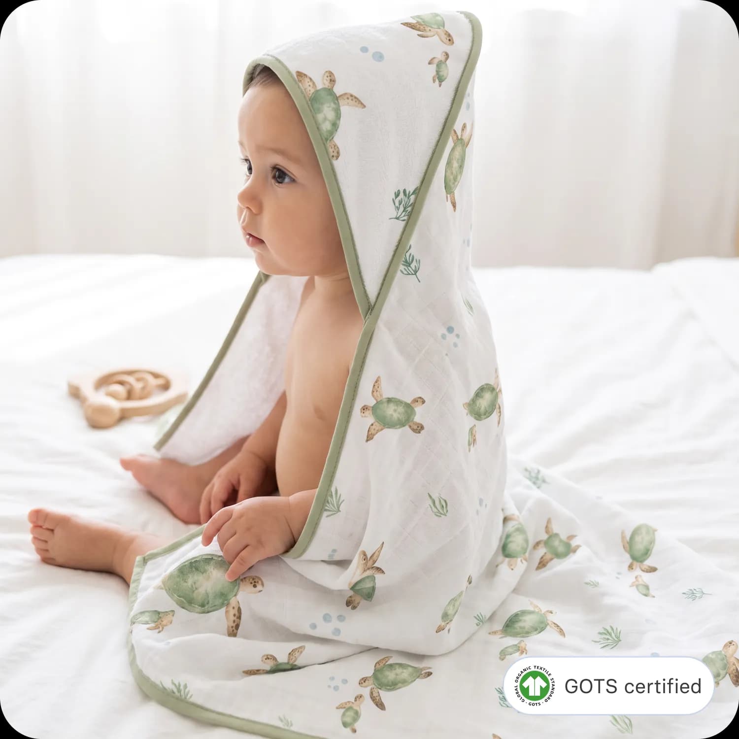 Dual-Sided Organic Cotton Hooded Baby Towel — Tiny Flippers 1